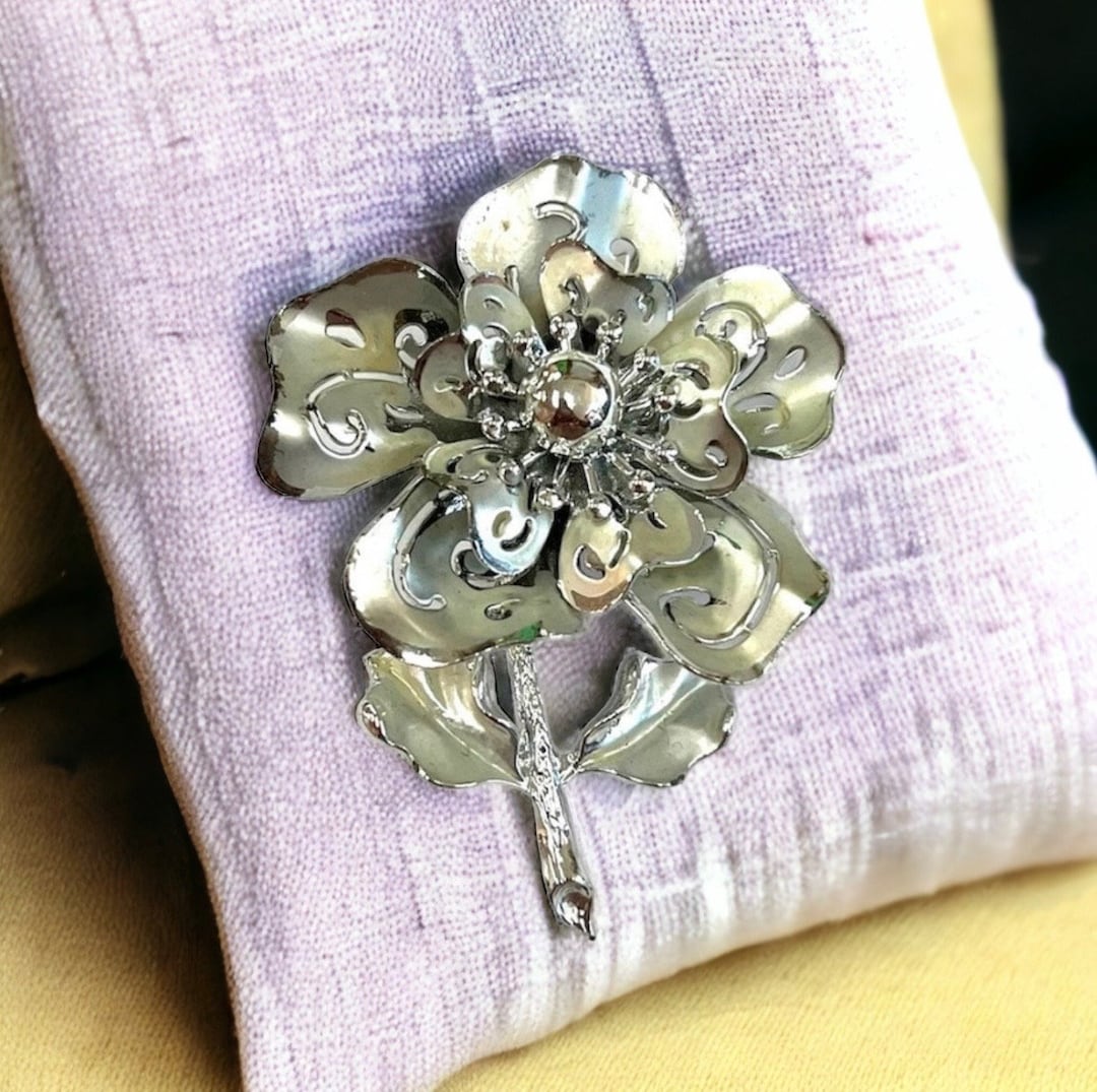 1940s Large Vintage Coro Cut Out Flower Brooch - Etsy