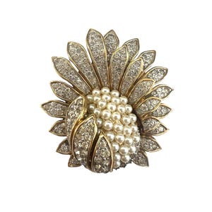 1960s Vintage Jomaz pearls and pave rhinestones sunflower pin
