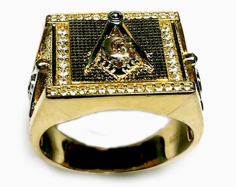 925 Sterling Silver Gold Plated Blue Lodge Masonic Square and Compass Ring.