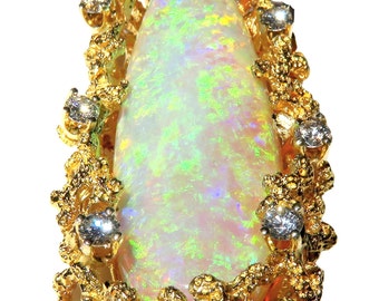 27 CT  Australian Very High Quality Natural Opal in Free Form Cut Set In 18K Gold and diamond Pendant (10049)