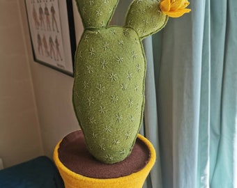 Prickly-Pear felt cactus, cute cacti, faux cacti, fake cactus, handmade fabric cactus in a pot, yellow flower cactus. Plants you can't kill!