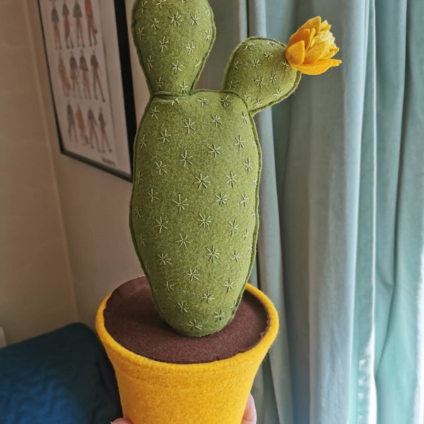 Prickly-Pear felt cactus, cute cacti, faux cacti, fake cactus, handmade fabric cactus in a pot, yellow flower cactus. Plants you can't kill!