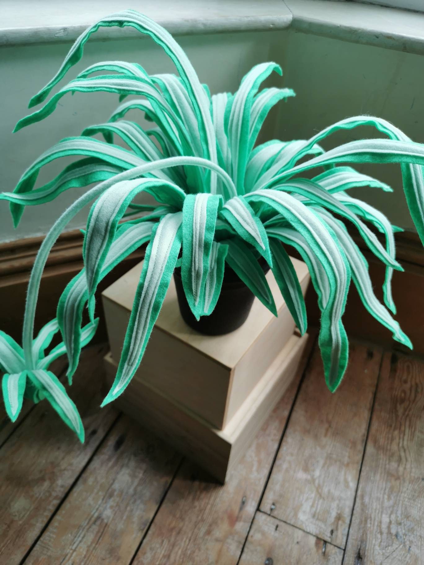 Plante d'intérieur de Fausse Plante d'araignée. Textile, Usine Feutre. Senti à La Traîne Spider Plan