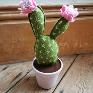 Mini prickly-Pear felt cactus, cute cacti, faux cacti, handmade fabric cactus in a pot, pink flower cactus. Plants you can't kill image 7