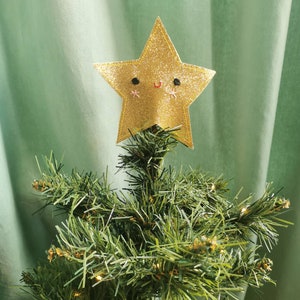 Christmas tree topper. Cute, glitter felt star in gold, tree topper. Star Christmas tree decoration. image 4