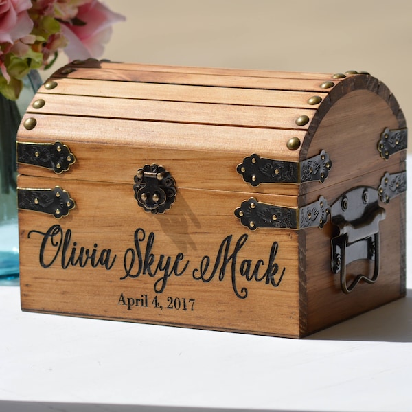 New Baby Gift Box, Baby Keepsake Box, Small Memory Box, Boho Baby Shower Gift, Gift for Mom Ideas, Custom Engraved Box, Treasure Chest