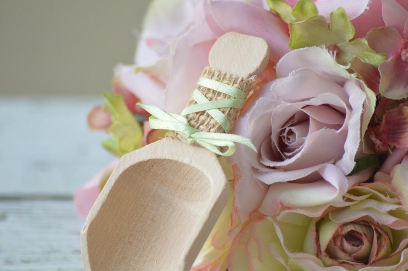custom colors shabby chic wedding cottage chic wooden candy bar scoops burlap wedding candy scoops