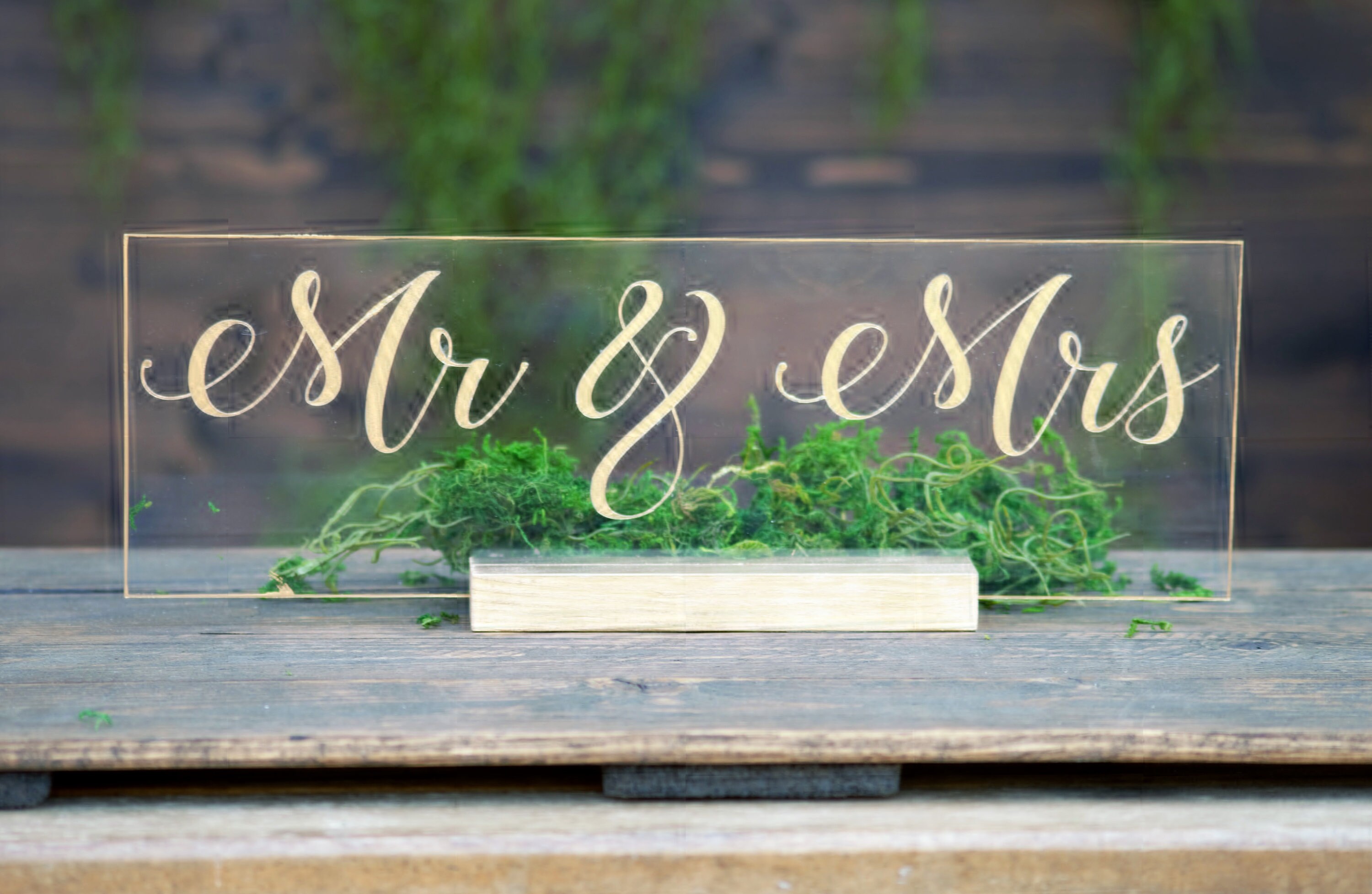 Acrylic Wedding Mr and Mrs Sign For Wedding Bride And Groom | Etsy