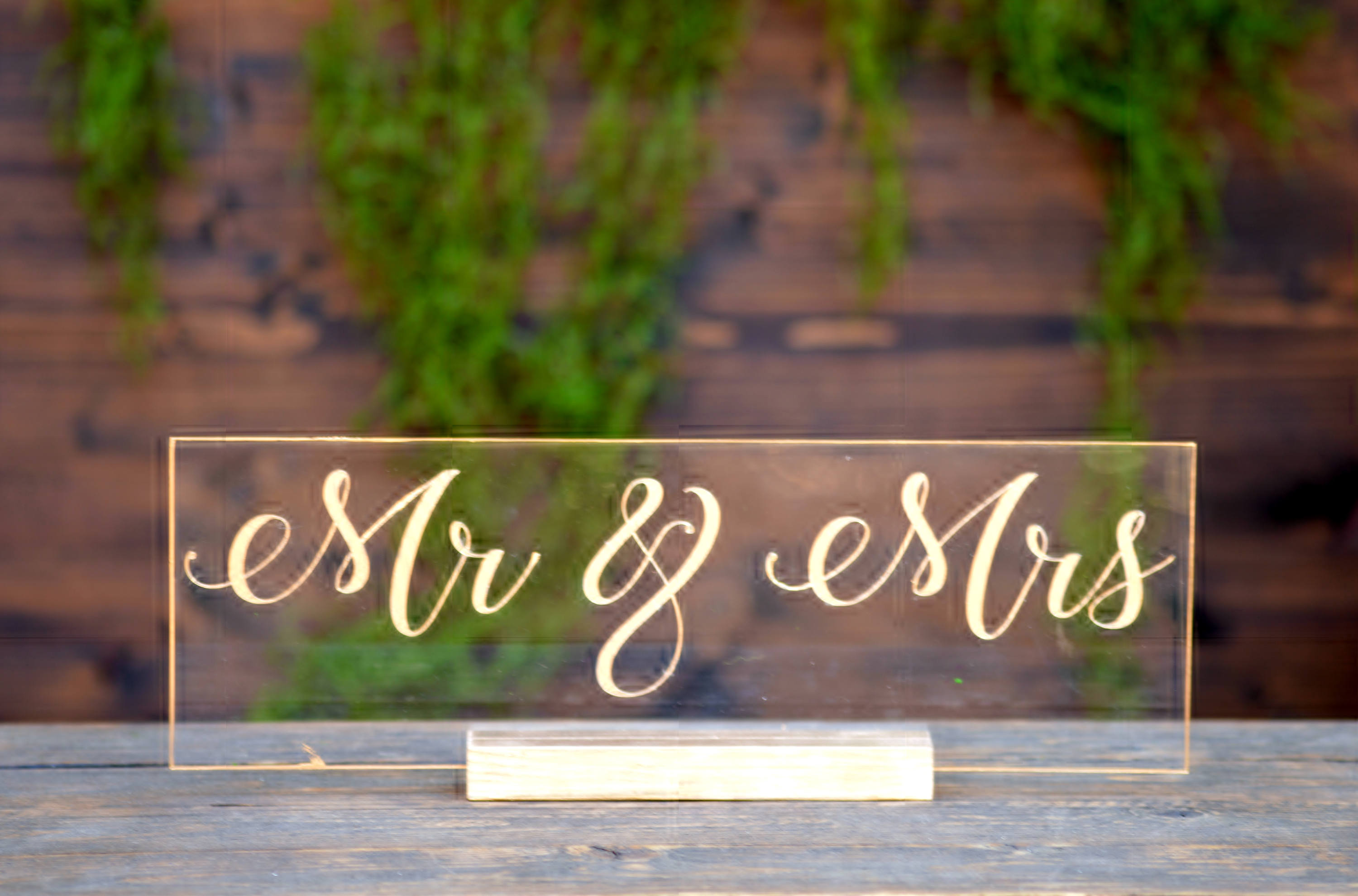 Acrylic Wedding Mr and Mrs Sign For Wedding Bride And Groom | Etsy