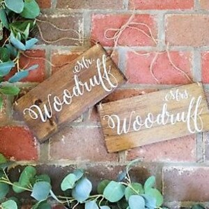 Personalized Wedding Chair Signs Rustic Wedding Sign Sweetheart Table Chair Signs Bride And Groom Sign Table Decor Mr and Mrs Wood Signs