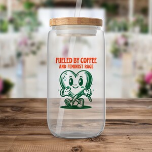 Gevoed door koffie en feministische woede, hart Skeletfeminisme png, skelet esthetische feministische png, sublimatiefeminisme, skelet png