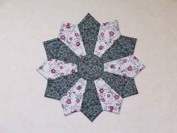 Quilted Table Topper 25 Inch Round, Round Table Toppers Quilted