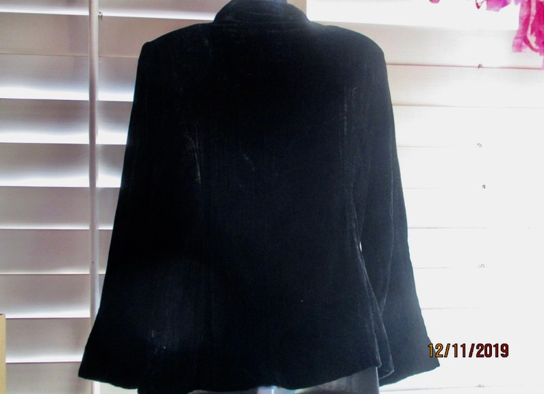 1980s Black Velvet Jacket Size 12
