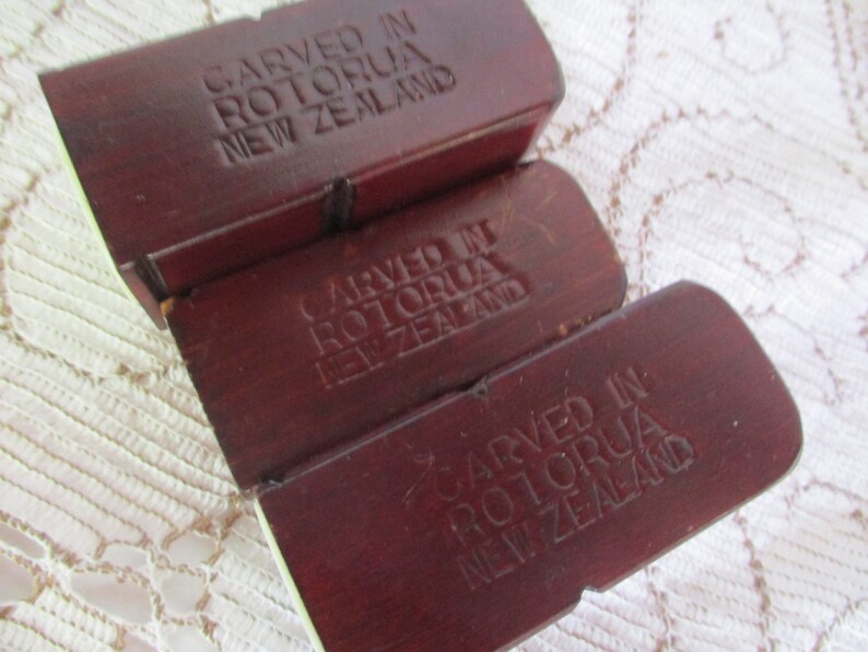 Vintage Tekos NZ Hand Carved Totems S /& P