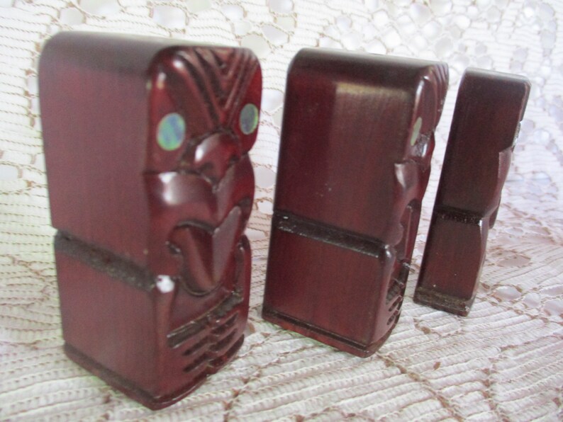 Vintage Tekos NZ Hand Carved Totems S /& P