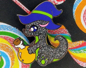 Pin esmaltado de la pequeña bruja dragón