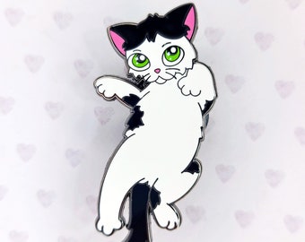 Pin esmaltado de gatito adorable