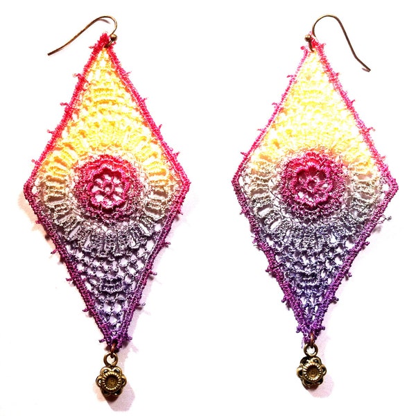 Boucles d'oreilles AURORA - pétale - dentelle