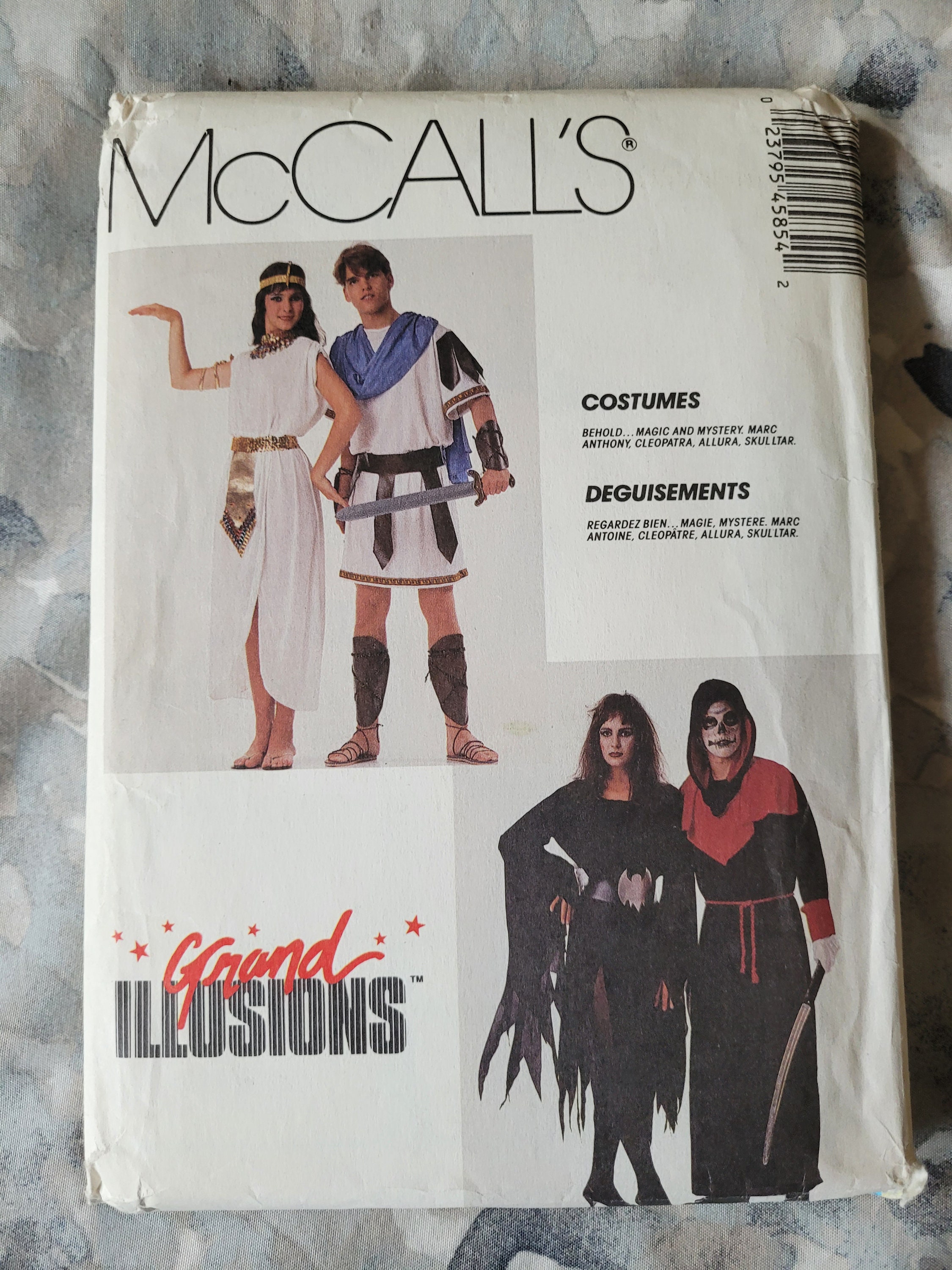 McCalls Sewing Pattern 4585, Uncut, Adult size Large 40-42, Egyptian Costume, Grecian Robe dress, Halloween, Allura Skulltar Cleopatra
