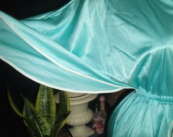 vtg Silky AQUA Ocean Blue sissy Nightgown BELL Sleeve Negligee Robe PEIGNOIR