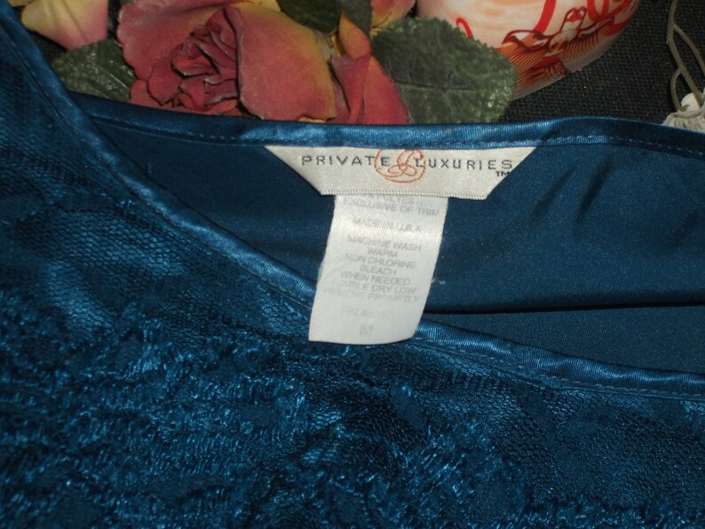 Vtg Satin Shiny Sapphire Babydoll Gown Shiny Nightgown Babydoll Lush Lounge Wide Lace Nighty Lingerie M 40