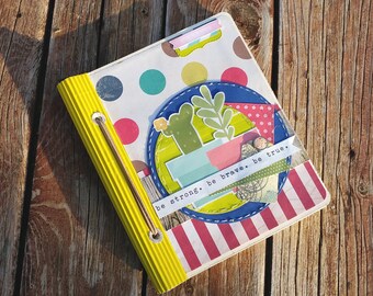 Hermoso álbum de fotos - idea de regalo de Navidad - hecho a mano - sé fuerte, sé valiente, sé auténtico, cactus motivacional