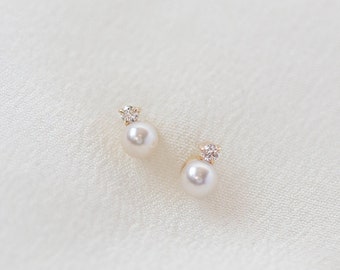 READY-TO-SHIP - Bonbon Earstuds  - Solid 14K Yellow Gold Natural Japanese Akoya Diamond Ear Stud - Handmade Jewellery