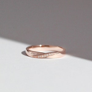 Mobius Band II (3mm) - Solid 14K Rose Gold Mobius Twist Diamond Wedding Ring Band - Handmade Jewellery