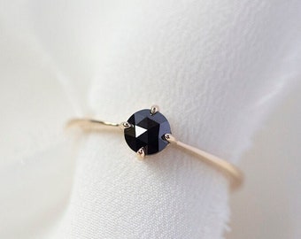 Selene  - 14K Yellow Gold Natural Black Diamond Compass Ring - Handmade Jewellery