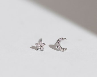 Mini Moon & Star Diamond Earstuds  - Solid 14K White Gold White Diamond Ear Stud - Handmade Jewellery