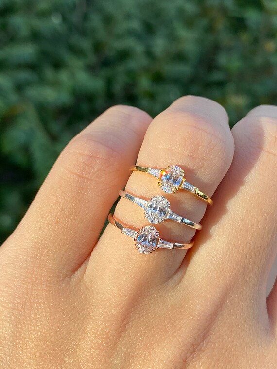 Saoirse - 14K Rose Gold Double Claw Oval Diamond Engagement Ring