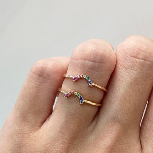 READY-TO-SHIP Mini Rainbow Ring 14K Yellow Gold Rainbow Sapphire Ring Handmade Jewellery image 4
