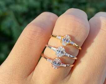 Saoirse - 14K Yellow Gold Double Claw Oval Diamond Engagement Ring