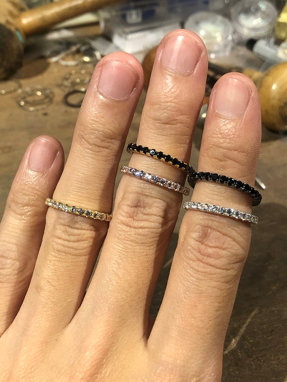 【emni】sowi スターダスト・ハーフエタニティリング【K18YG】 楽天市場】sowi ソーイ スターダスト ハーフエタニティ リング 指輪