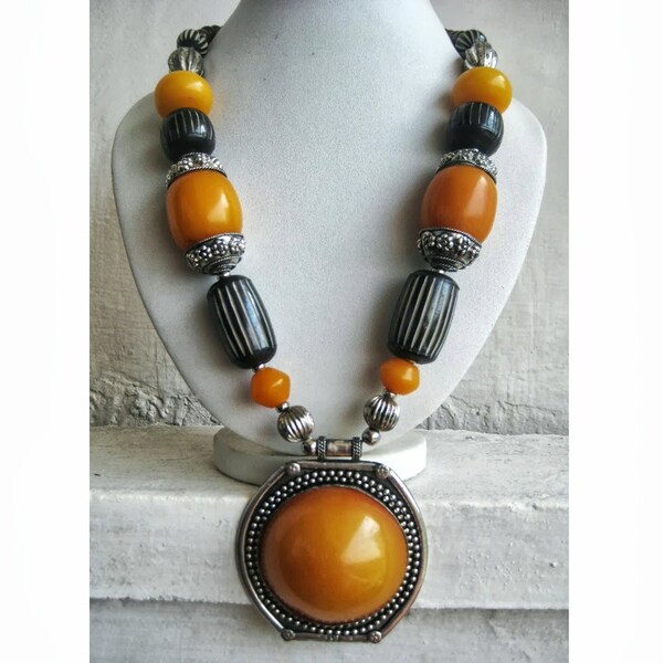 Tribal Necklace/Pendant Necklace/Statement Necklace/Orange Necklace/Black Necklace/Bib Necklace/Beaded Necklace/Wood Necklace/Beaded Jewelry