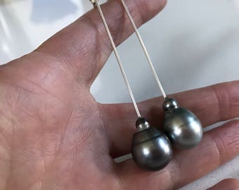 Handmade Modern Look Tahitian Pearls Silver Earrings