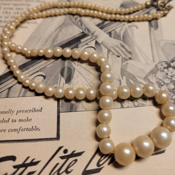 Graduating Vintage Cream Pearl Necklace