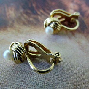 Petite Vintage Gold & Pearl Clip-on Earrings
