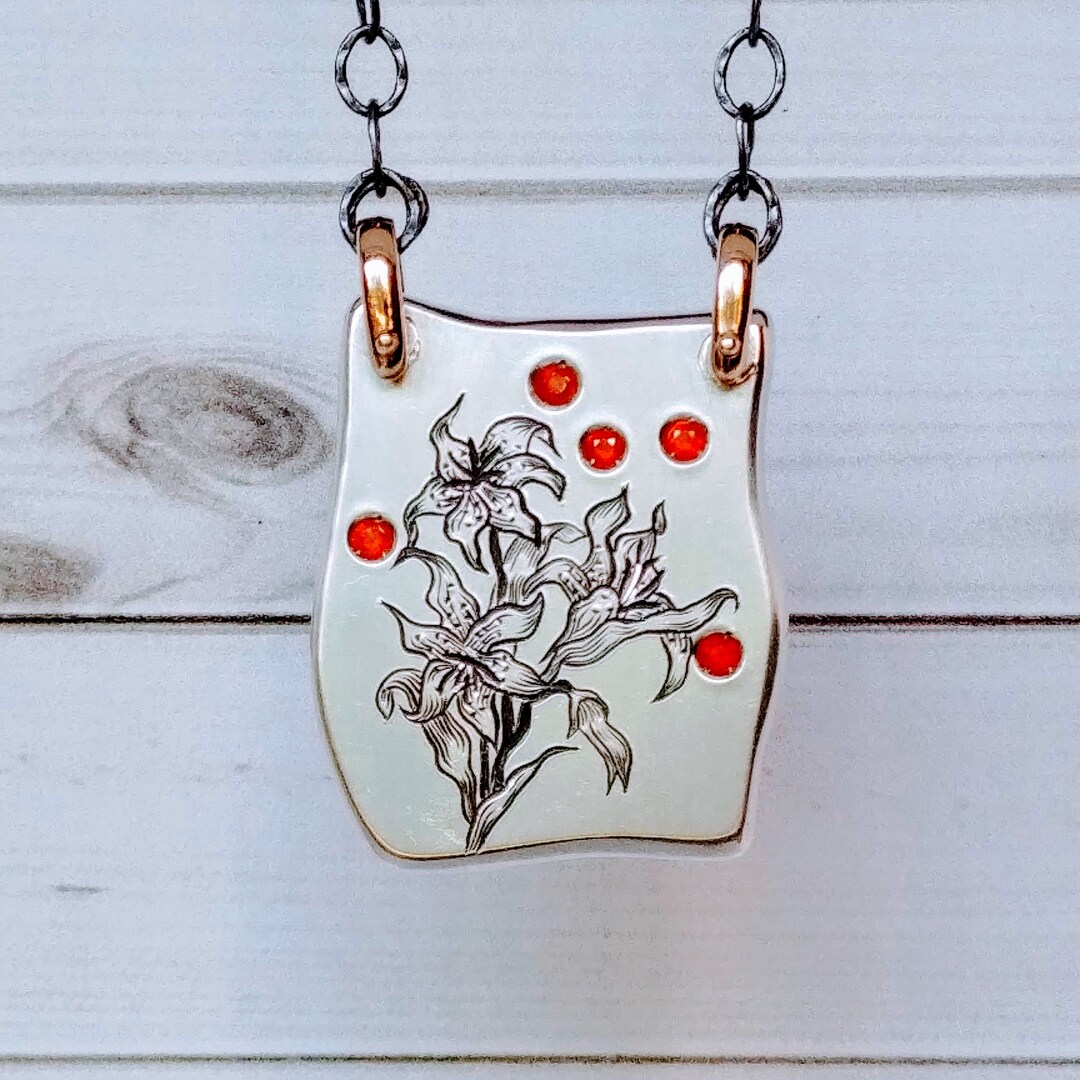 Lily Necklacetiger Lily Jewelryhand Engraved Flowersfire Etsy UK
