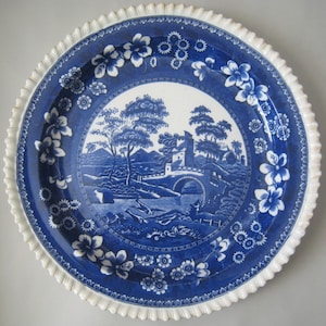 Beautiful, Copeland Spode Tower 12.5" plate made in 1904