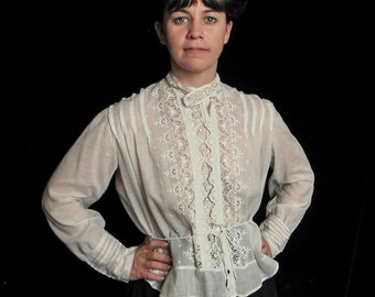 Elegant Edwardian Cotton Batiste Blouse