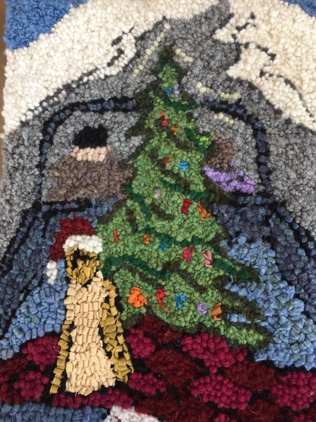 Hand Hooked Christmas Rug - Etsy