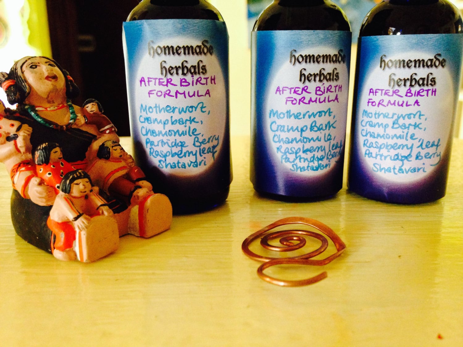 Ease after birth pains and cramps, and tonify your womb.