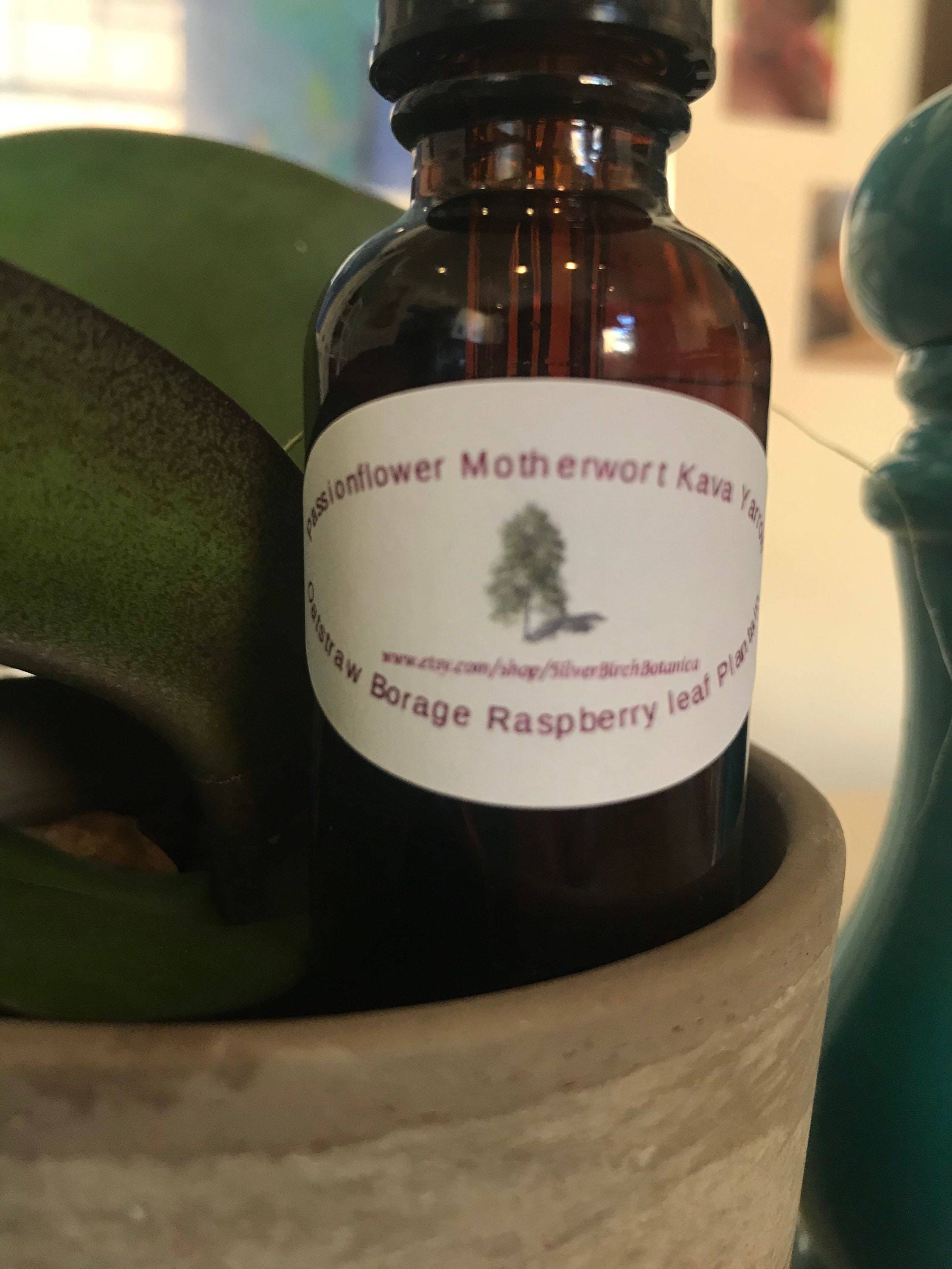 Moon Cycle Formula ~ menstrual ease, energy and mood support