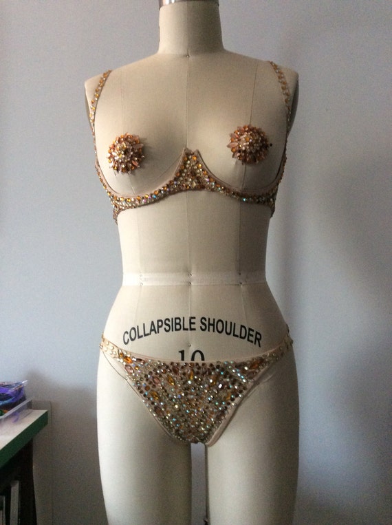 New latest bra panty deals