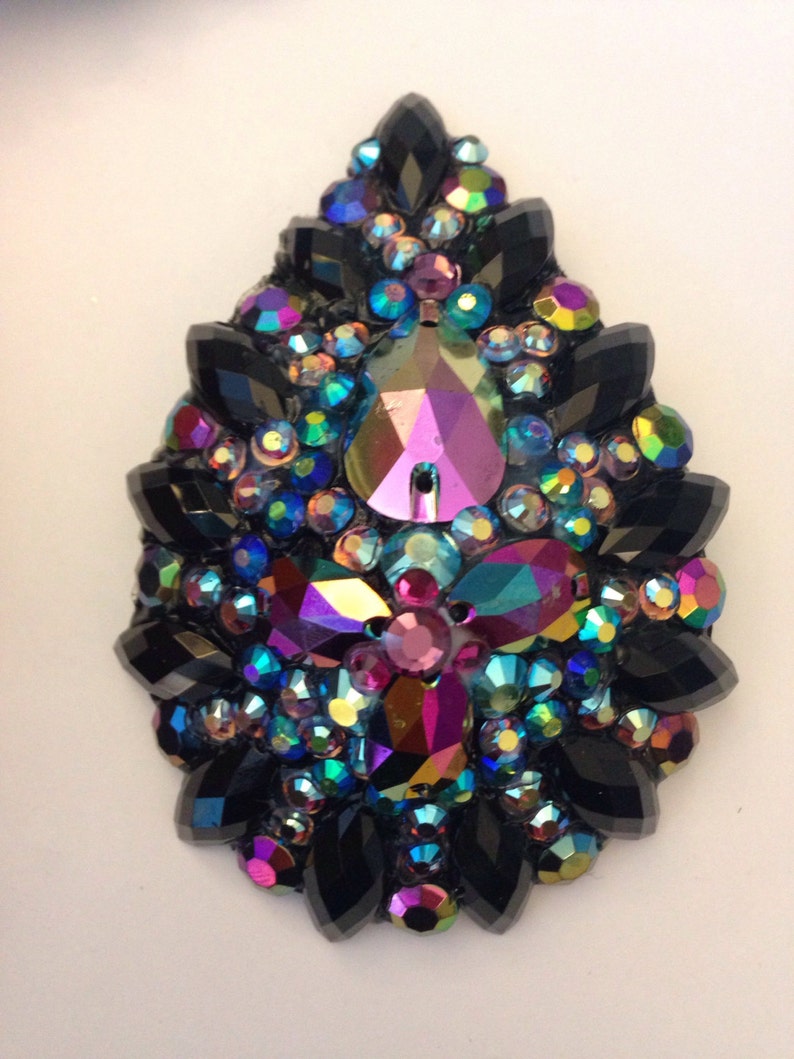 Teardrop shape pasties, lava colors, black pointy stones image 3