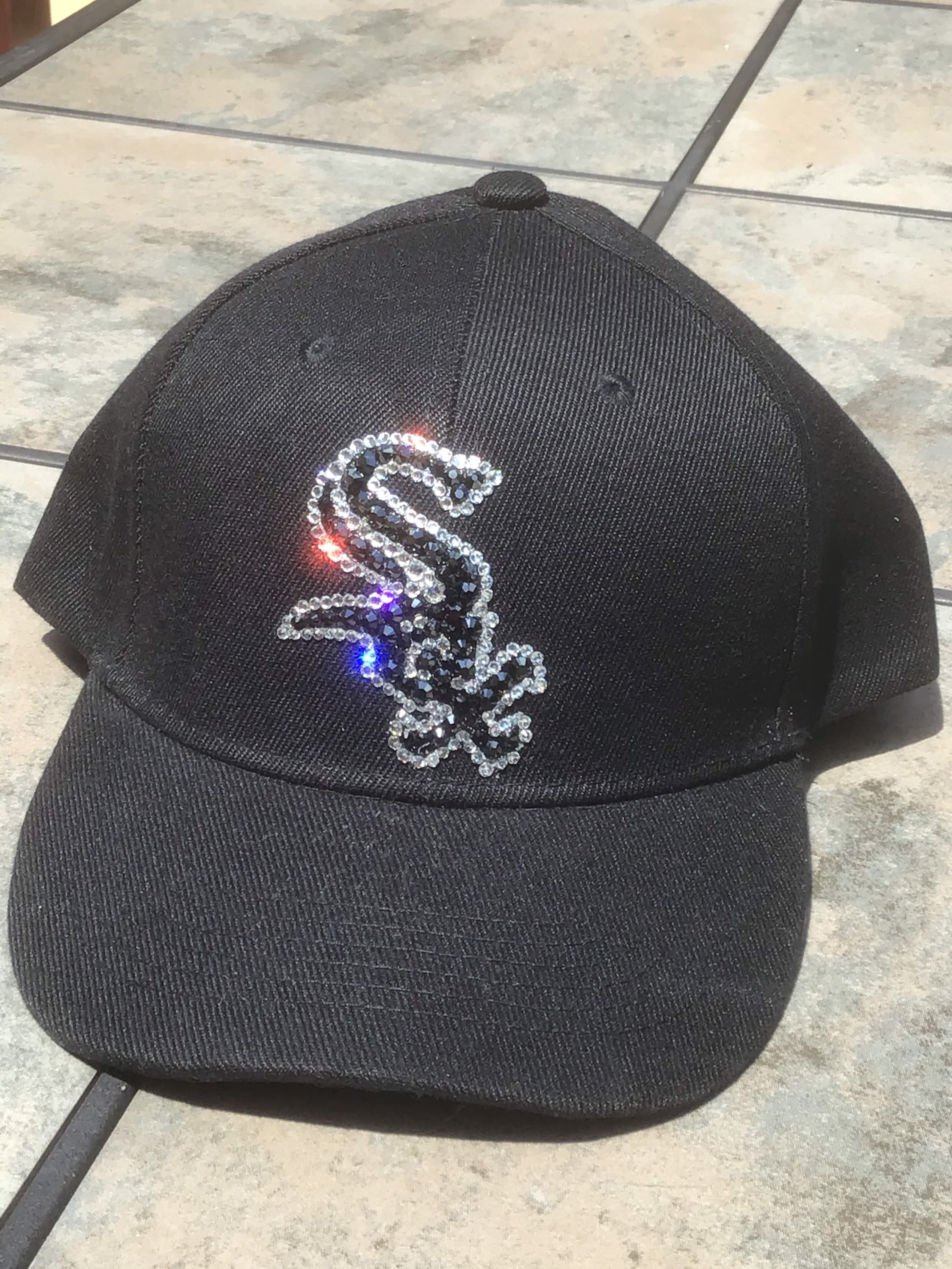NWT $250 CAPPELLO DONNA
DSQUARED2 BLACK SILVER
STRASS BASEBALL CAP WOMAN Dsquared2 Hats for Women for sale | eBay main image 4