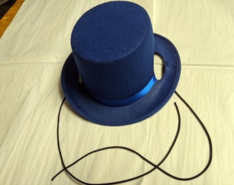 Top Hat for Horses in White Black Sky 