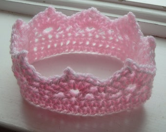 Crochet Baby Crown, infant crown,Handmade, baby Photography Props, Newborn Baby gift, baby shower baby gift, newborn photo prop
