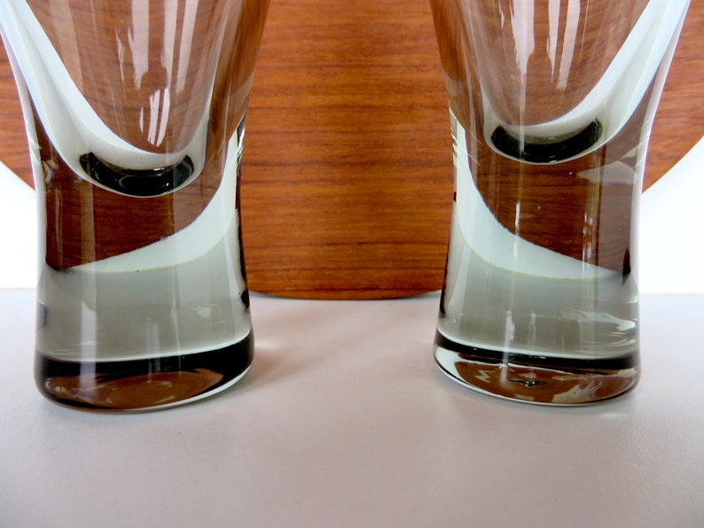 Set Of 2 Holmegaard Kastrup Canada Cocktail Glasses In Smokey Grey From Denmark, Per Lutken 6 oz Wine Apertif Glasses image 4
